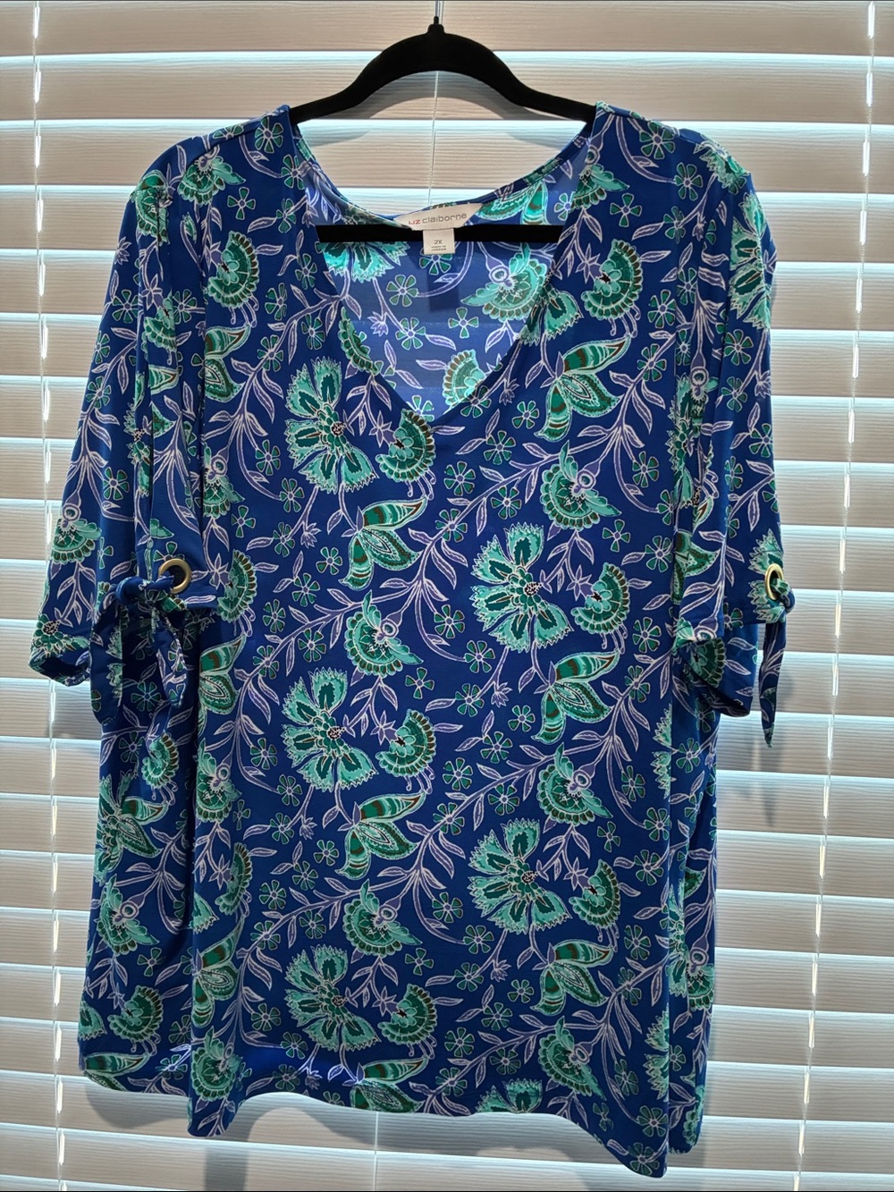 Liz Claiborne Blue Floral V-Neck Blouse with Green Print